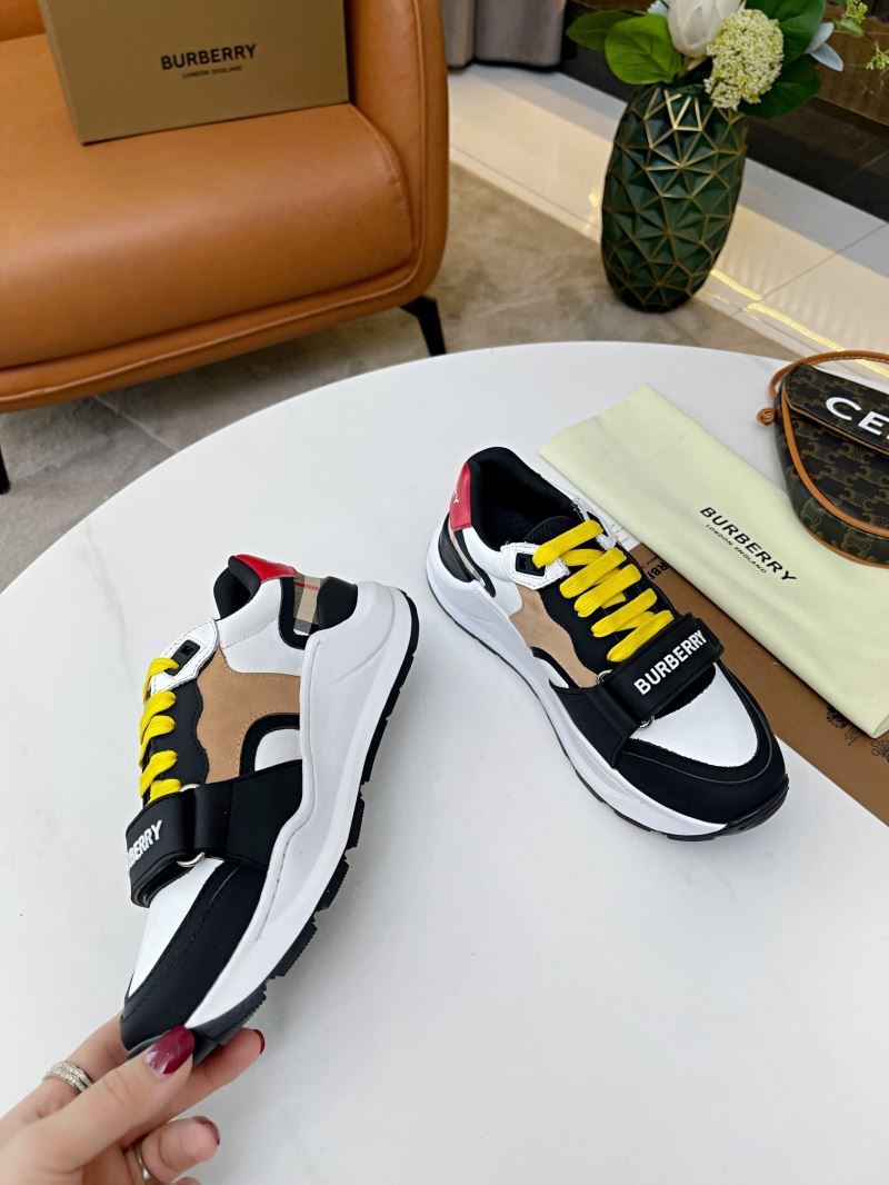 Burberry Low Shoes